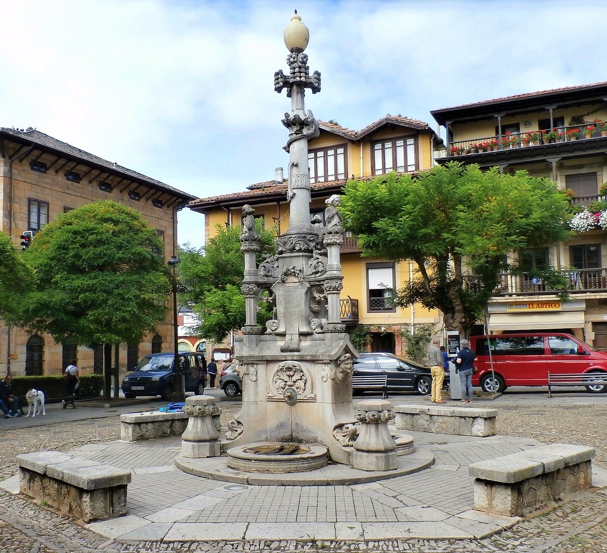 Free tour Comillas